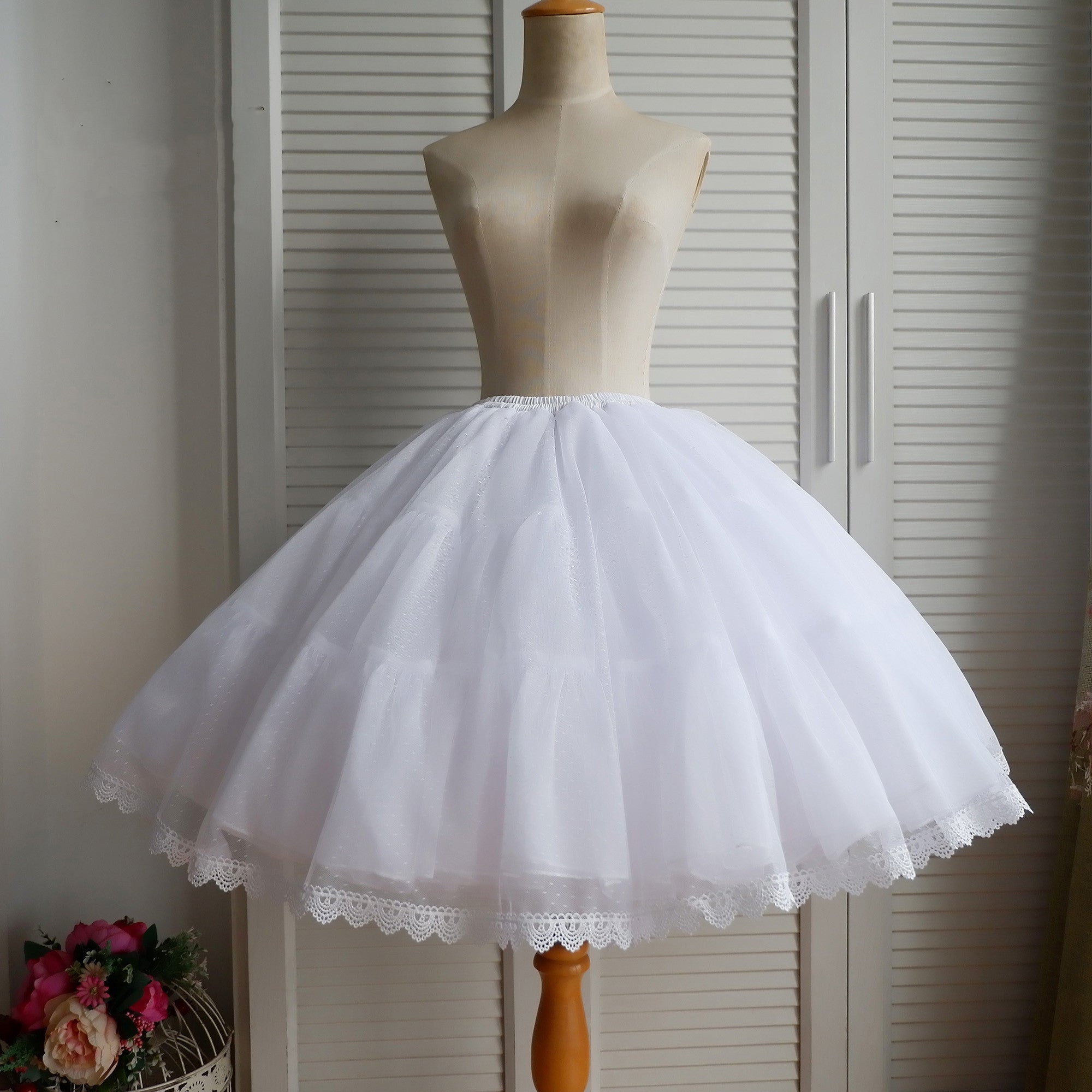 Enagua Lolita evasé de 5 capas y 60 metros de tejido, 55 cm (21,7 pulgadas) - Blanco, varios modelos