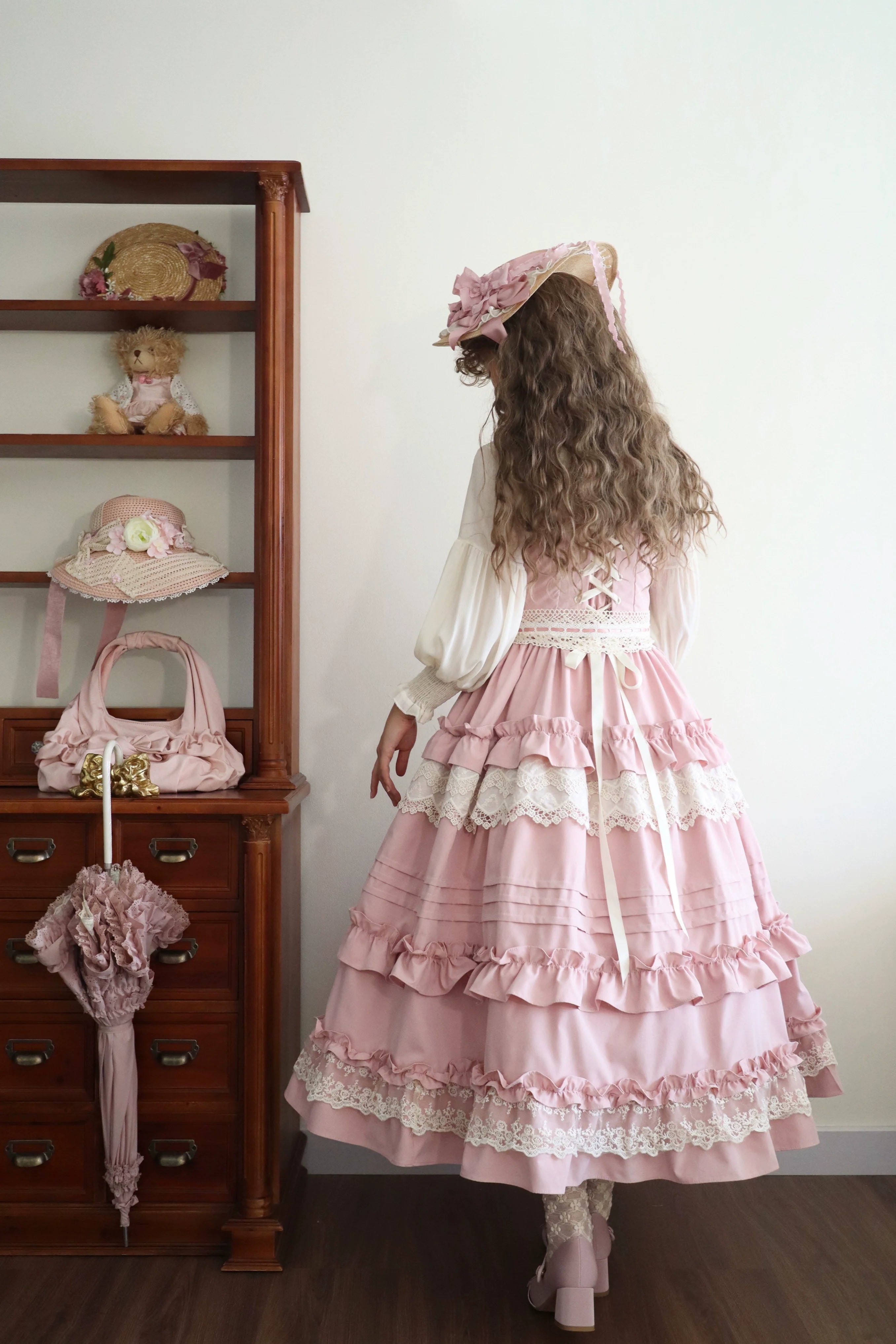 Lilianne - Elegante vestido JSK Lolita multicolor con bajo de volantes