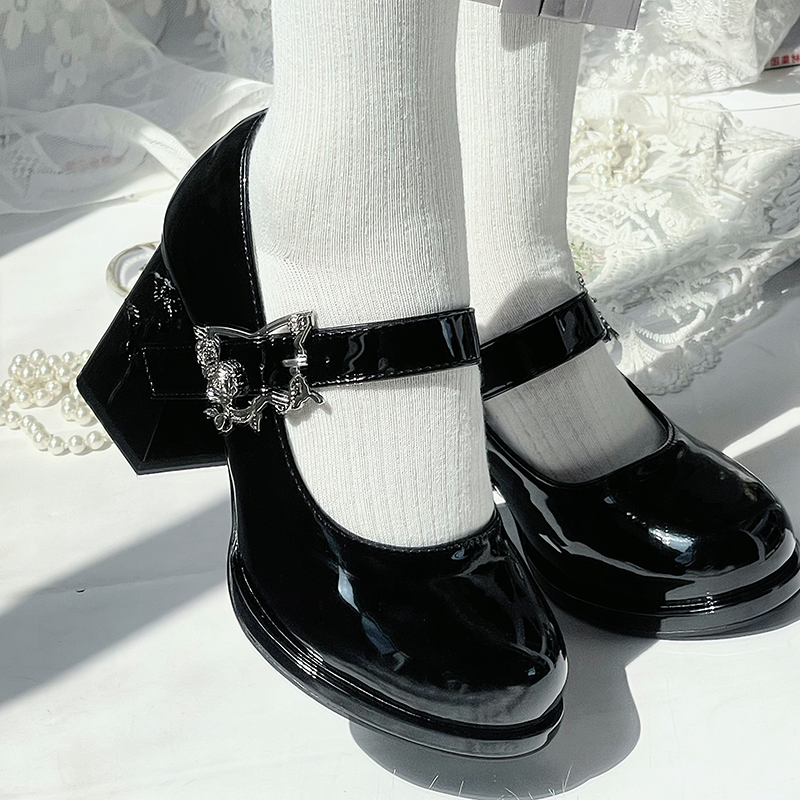 Dreamland - Wanxiang Cycle - Elegantes zapatos Lolita de tacón con rosas repujadas